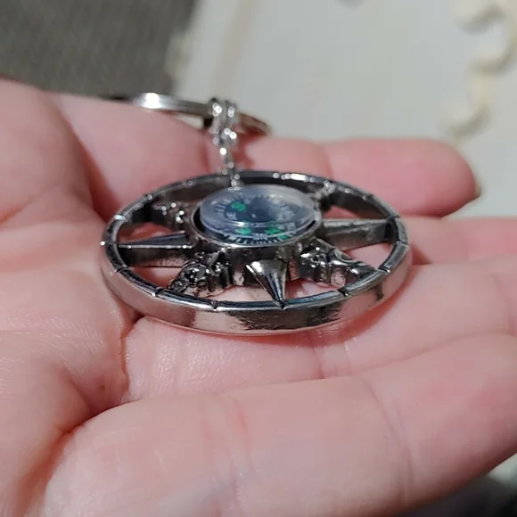 Compass Keychain - Picture 3 of 6